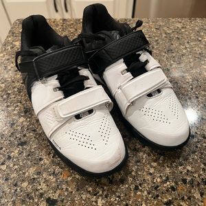 Reebok women’s Legacy Lifter weightlifting shoes